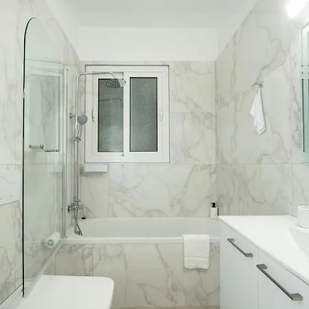 Gio Center Apartment