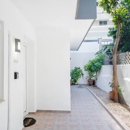 Gio Center Apartment